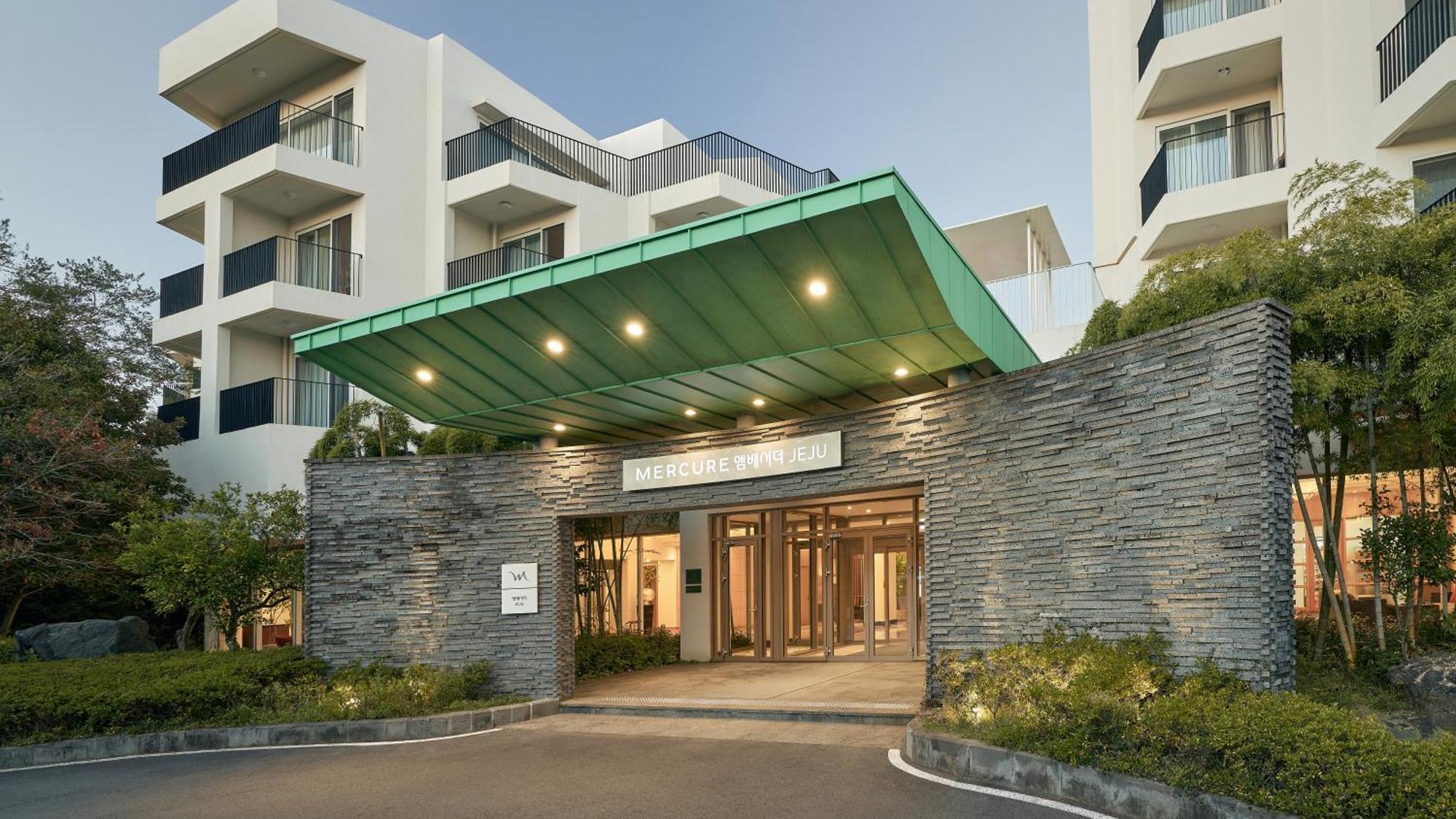 Mercure Ambassador Jeju Seogwipo Dış mekan fotoğraf
